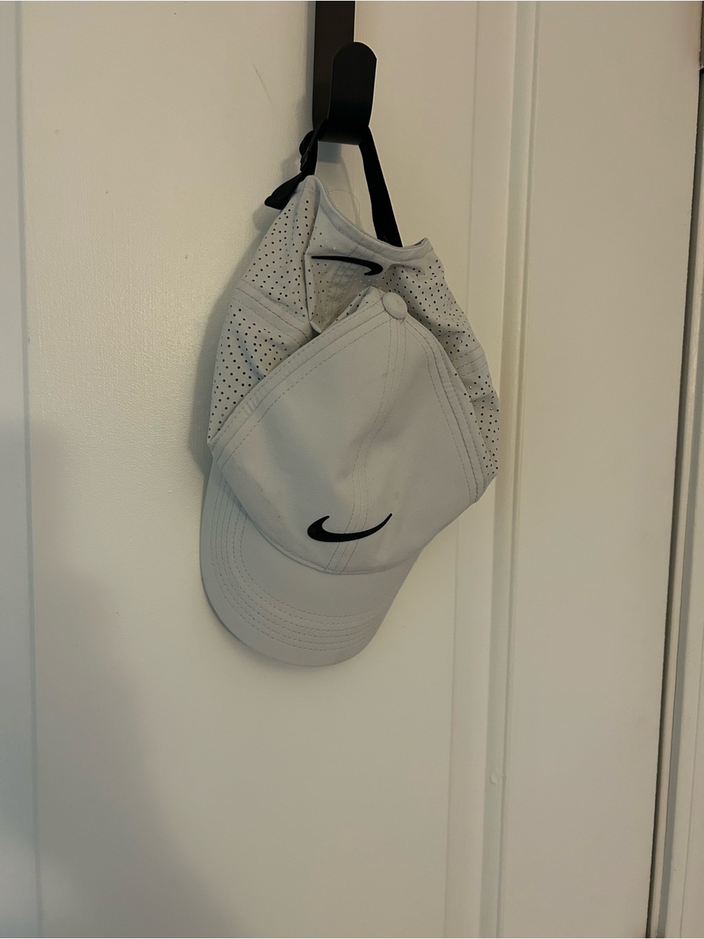 Nike Black and Light Gray Heritage86 Dri-FIT Cap